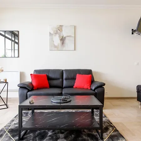 Gray D'albion 1d2 Yourhosthelper *