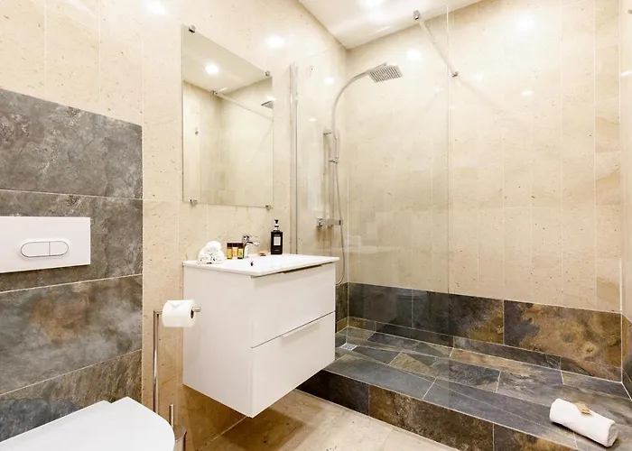 Gray D'albion 1d2 Yourhosthelper