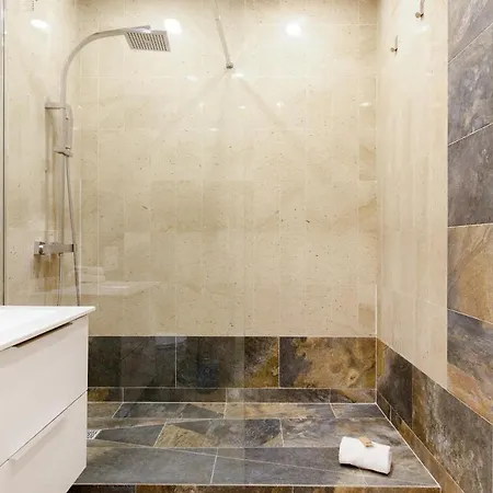 Apartment Gray D'albion 1d2 Yourhosthelper